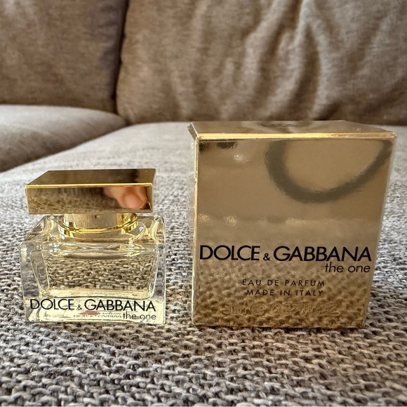 Dolce & Gabbana The One Eau de Parfum Miniature 5ml New Authentic - Picture 3 of 13